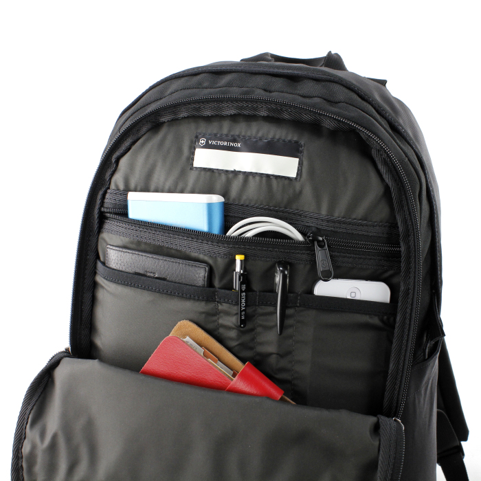 瑞士军刀维氏victorinox 双隔层日常背包31391201黑色