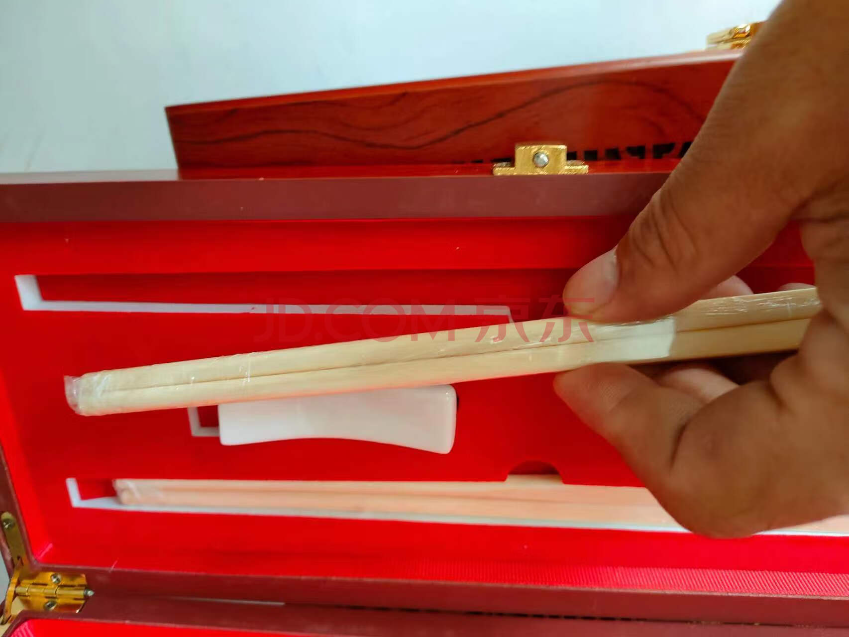 象牙筷子的故事图片