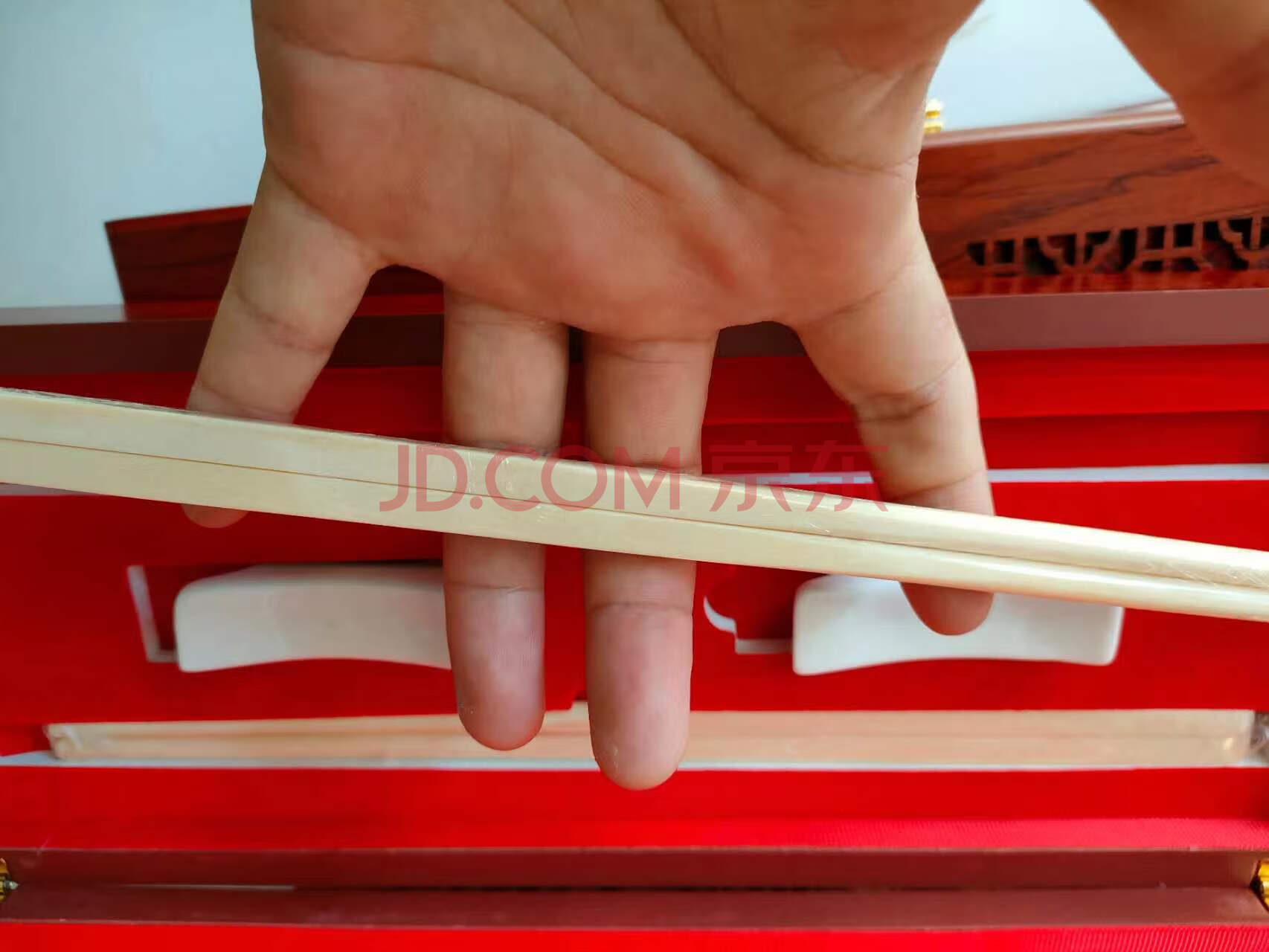 标的11-1:猛犸象牙筷子2双(1盒),筷子长度约25cm-海关/政府-京东拍卖