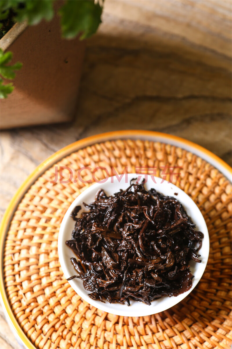 酒水食品17年云南冰岛普洱茶云南古树茶熟茶饼7饼包邮