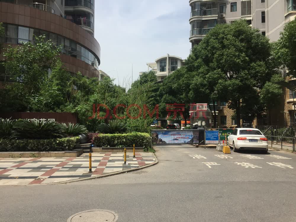【变卖】 武汉市洪山区珞狮路507号南湖山庄半岛花园58号楼1单元801室