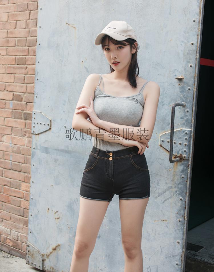 牛仔裤女生提臀超短裤低腰蜜桃臀牛仔女夏季薄款新款紧身弹力性感翘臀