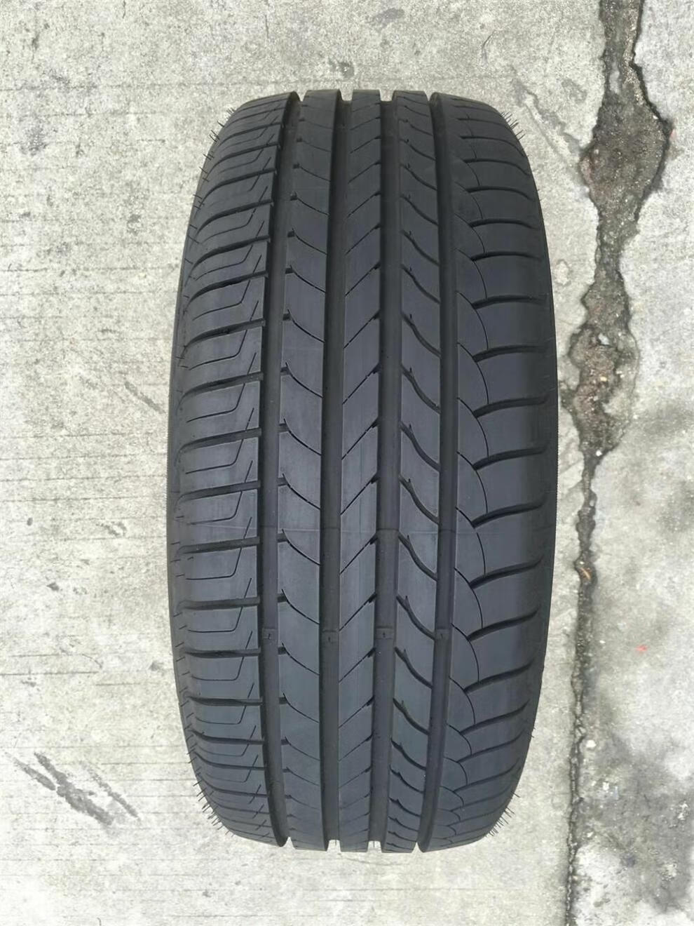 固特异轮胎205 215 225 235 245255/40 45 5055r1601718 19 215/55r17