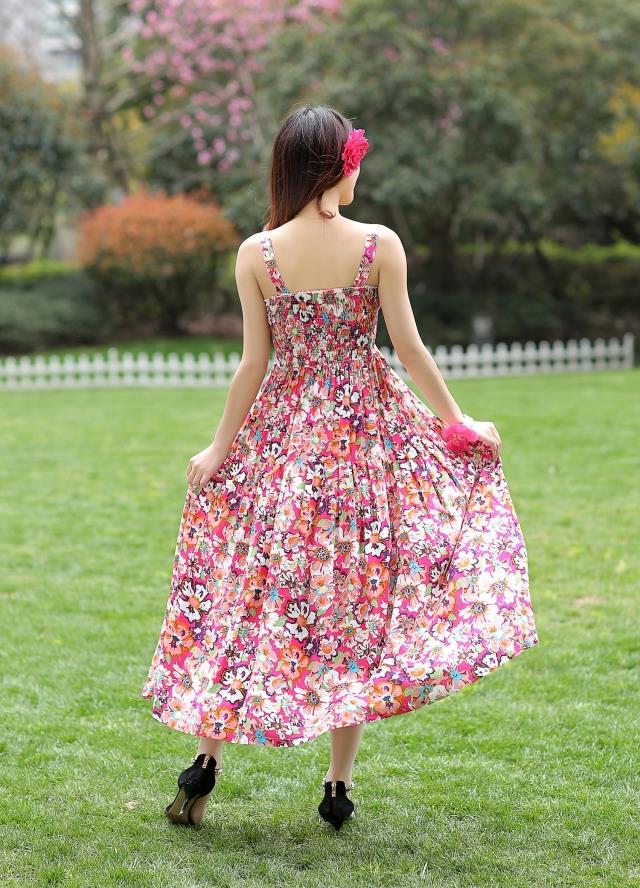 gorankadi香港潮牌花裙子夏浅色碎花连衣裙性感海滩裙波斯米亚长裙