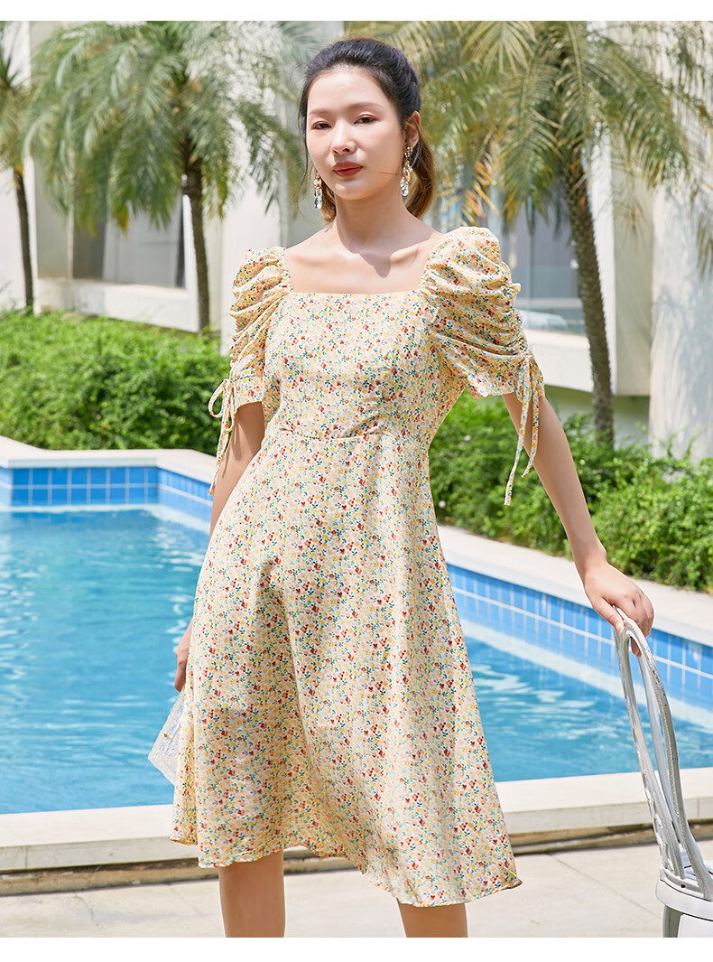 阿依莲抽绳褶皱袖子碎花连衣裙2021夏上新浅蓝s