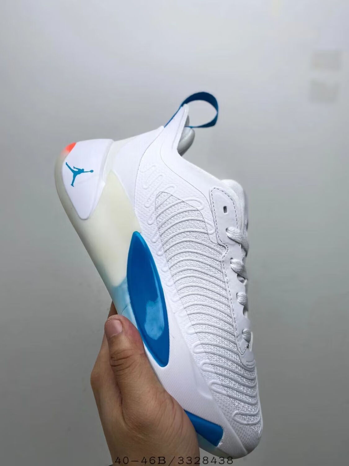 【官方旗舰捡漏】2022耐磨aj luka 1 东契奇1代白蓝男子运动气垫实战