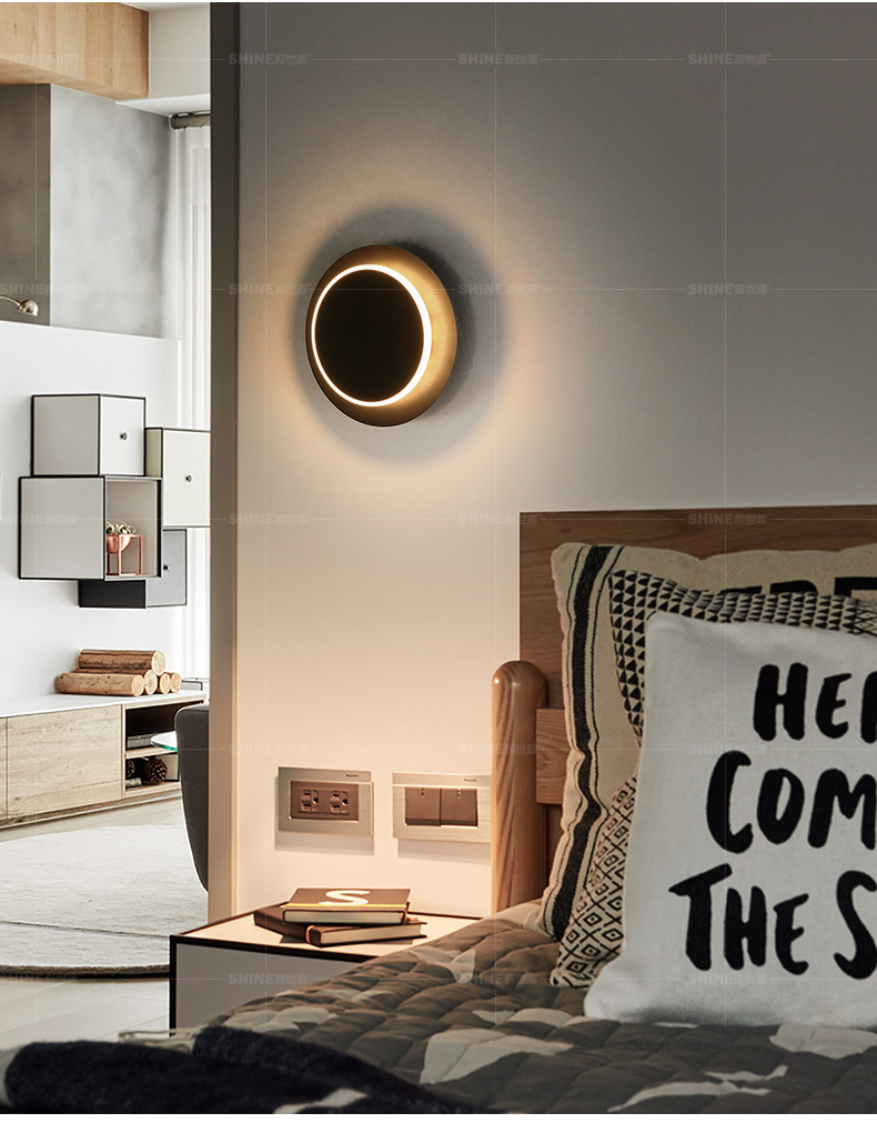 新世源牌北欧客厅顶灯简约现代客厅背景墙餐厅卧室书房创意旋转壁灯