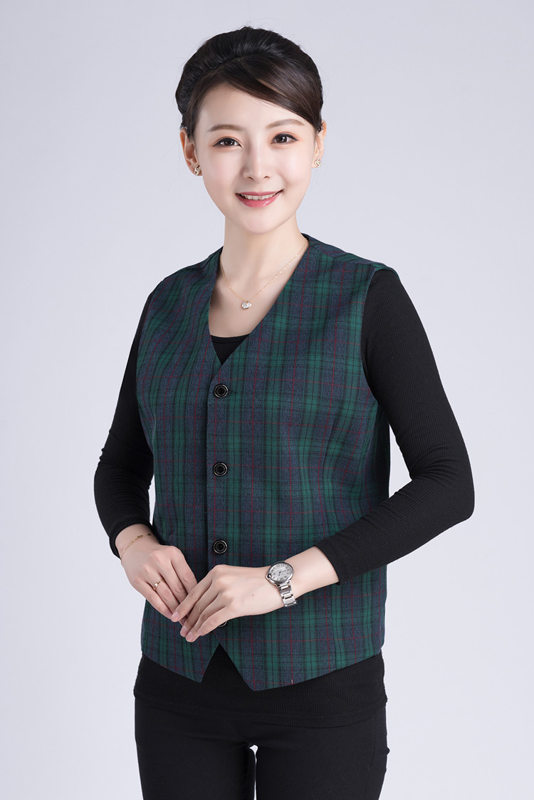 中年老人女春秋短款马甲布背心奶奶大码马夹修身内外穿妈妈无袖薄款