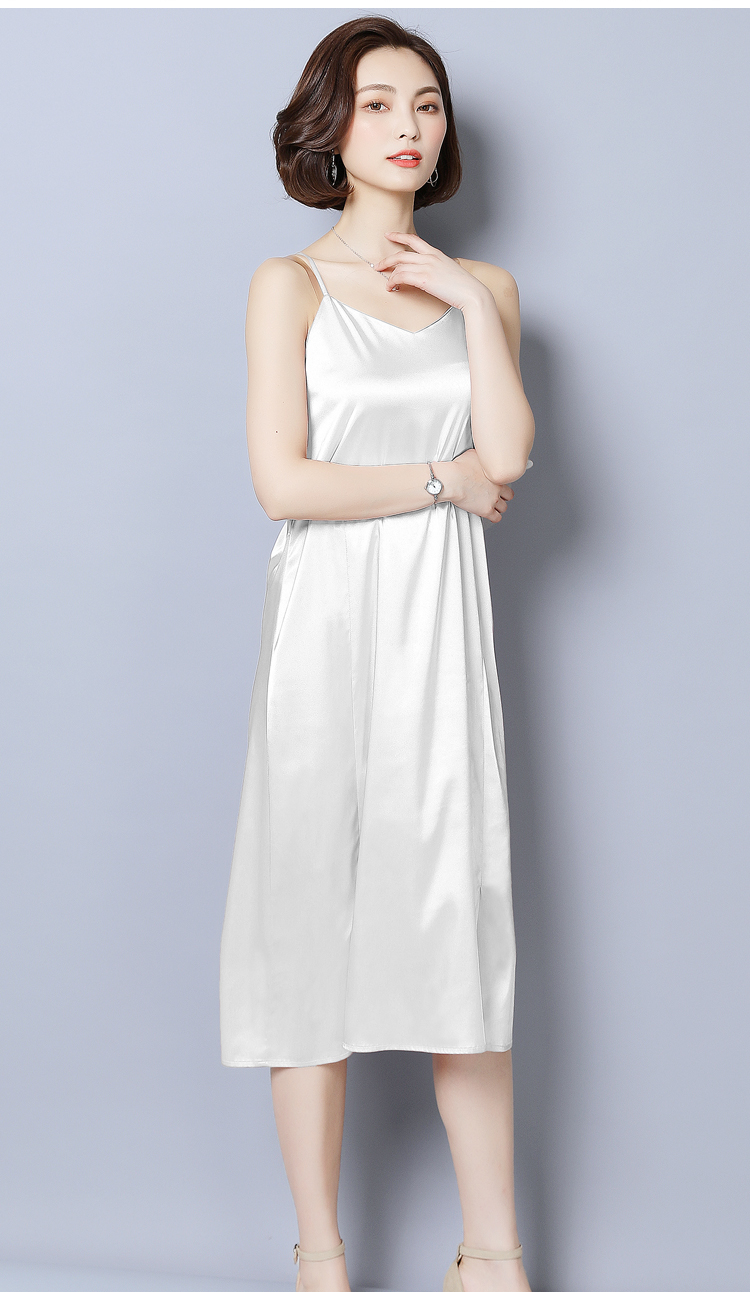 纯色仿真丝连衣裙中长款仿桑蚕丝吊带裙大码修身内搭打底裙2020夏季