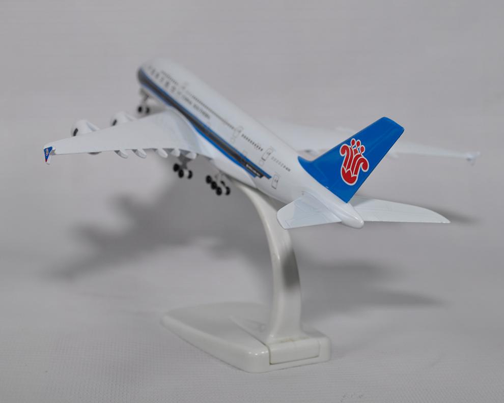 a380飞机模型合金带起落架 空客a380南方航空20cm合金仿真金属飞机