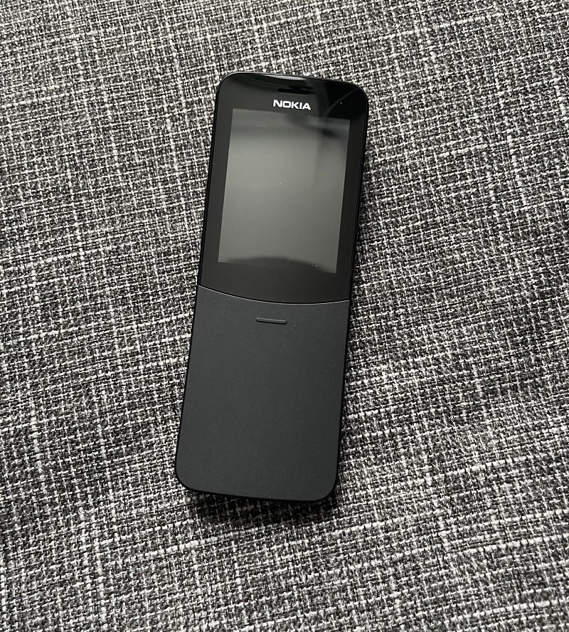 nokia/诺基亚 8110 4g三网通4g香蕉下滑盖手机学生手机中老年人手机