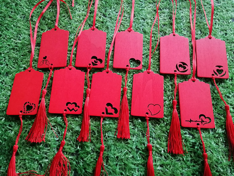 许愿挂牌 新年木质风铃许愿牌红色祈福牌心愿签名木牌挂饰吊牌挂牌树