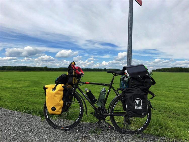 长途旅行自行车darkrock黑岩钢架旅行自行车长途骑行越野轻蝴蝶把30速