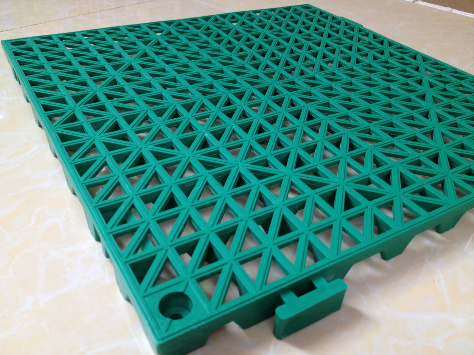 加厚工程地垫浴室淋浴防滑塑料拼接垫卫生间厨房隔水pvc胶垫灰色30x30