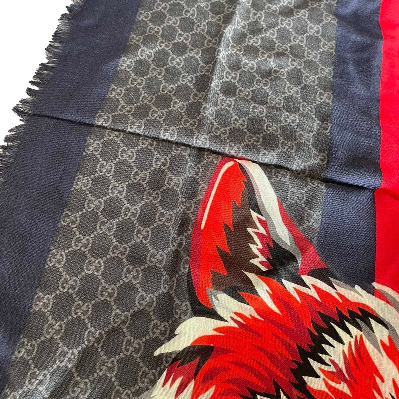 奢侈品gucci古驰gg狼头羊毛围巾男女同款aq印花70200