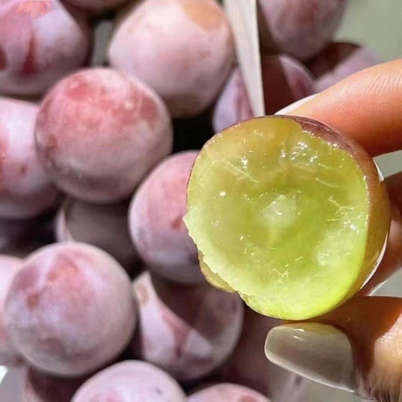 妮娜皇后一级红晴王葡萄原箱3.