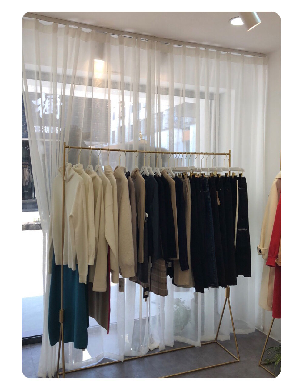 服装店橱窗纱帘网红女装店简约装饰窗帘美容院隔断帘落地窗帘透光白色