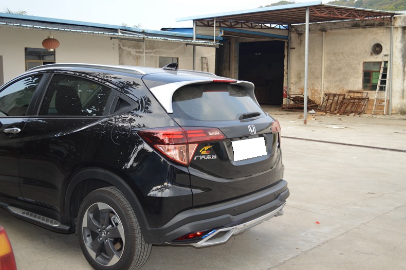 缤智尾翼缤智免打孔定风翼缤智vezel粘贴式压烤漆尾翼汽车改装定风翼