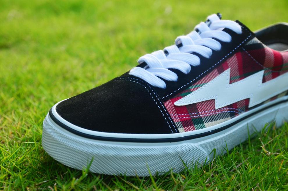 复仇风暴闪电鞋 美版复仇风暴闪电板鞋鞋底大logo虎扑美版二代 现货