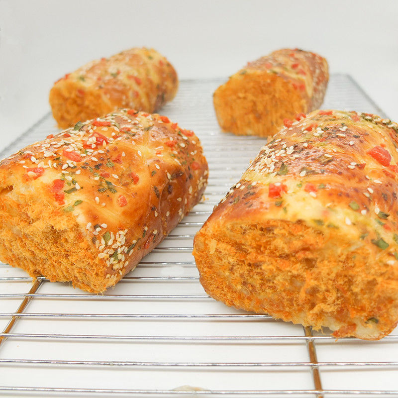 京品精选肉松沙拉卷葱香鸡蛋肉粉松面包爆浆奶油夹心毛巾卷学生早餐香