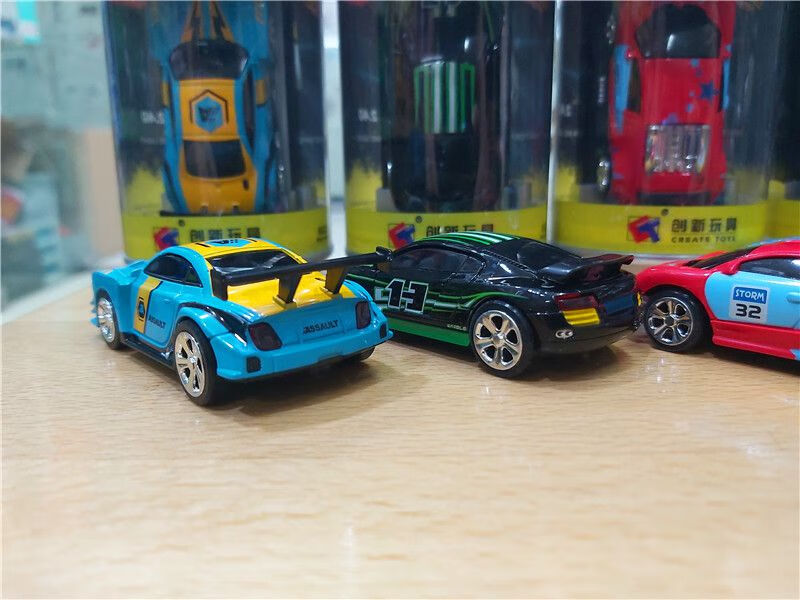 可乐罐手机无线遥控车易拉罐汽车迷你漂移车充电赛车儿童电动玩具双