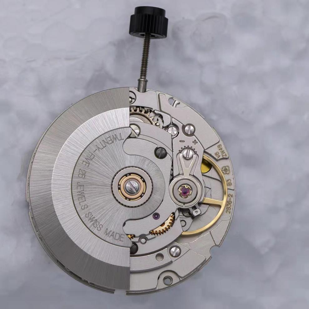 京品优选可组装整表表壳机芯瑞士表eta2824228362精磨机芯v8天文台