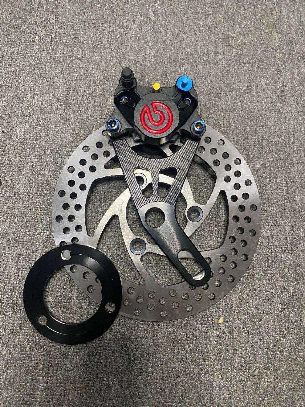 小牛n1s祖国版布雷博小螃蟹卡钳对2套装电摩电动改装刹车碟刹配件黑色