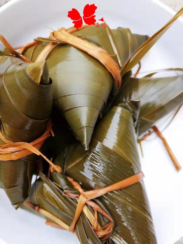 山东五莲大粽子糯米蜜枣黄米槲叶五莲胡叶农家手工粽菠萝粽420克 花生