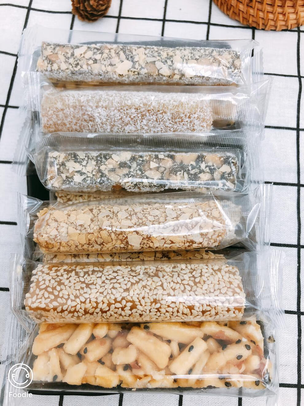 鸭脖糖鸭颈糖西社糖铺椰丝芝麻花生糖潮汕特产小吃 一包五种口味