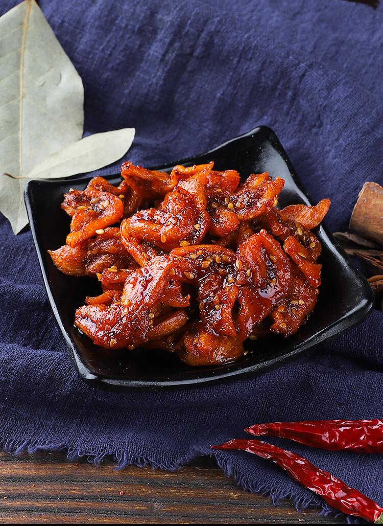 志辉素鸡翅辣条新品变态鞋底辣条爆辣超辣麻辣儿时零食豆制品小包装辣