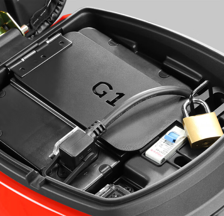 适用于专用于小牛g1电动车电池锁电池防盗锁gova改装不锈钢防盗板配件