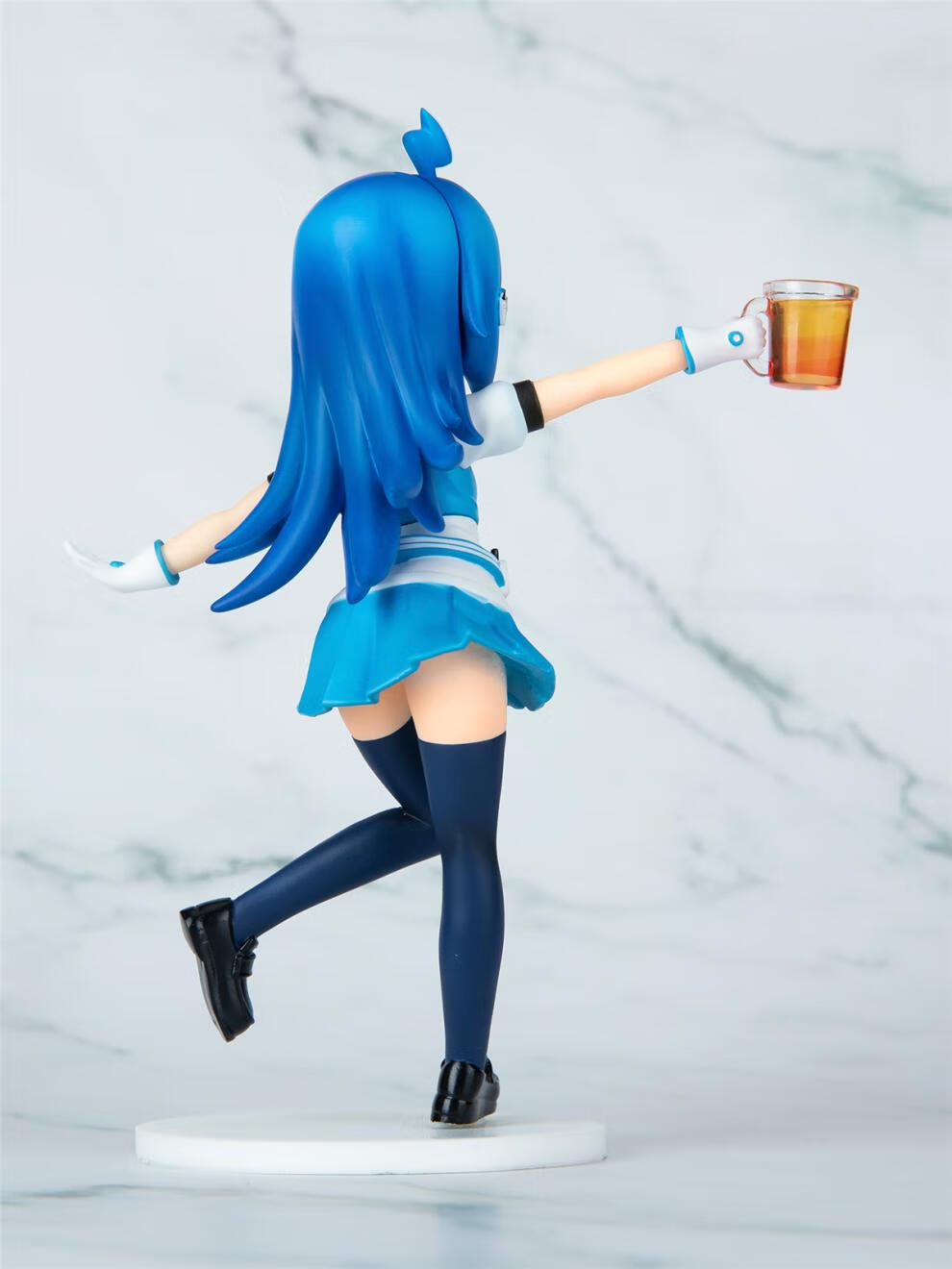 bilibili2233娘手办bilibili哔哩哔哩2233娘干杯景品动漫卡通2233娘