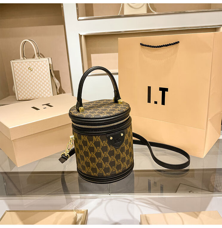 mk女包高端轻奢品牌女包小众设计mk圆筒小包手提包女式2022新款潮百搭
