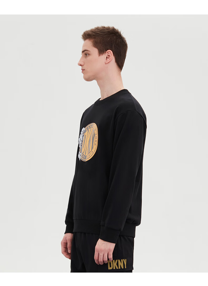 dkny唐可娜儿2022春季新款复合印花工艺圆领男式卫衣黑色17092am