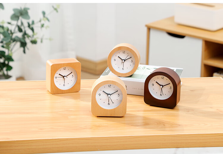实木闹钟简约北欧风格学生用卧室床头小座钟创意桌面小型钟表 半圆形