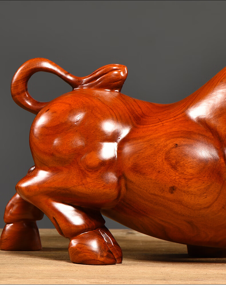 618花梨木雕牛摆件木质雕刻十二生肖牛气冲天家居装饰工艺品开业送礼