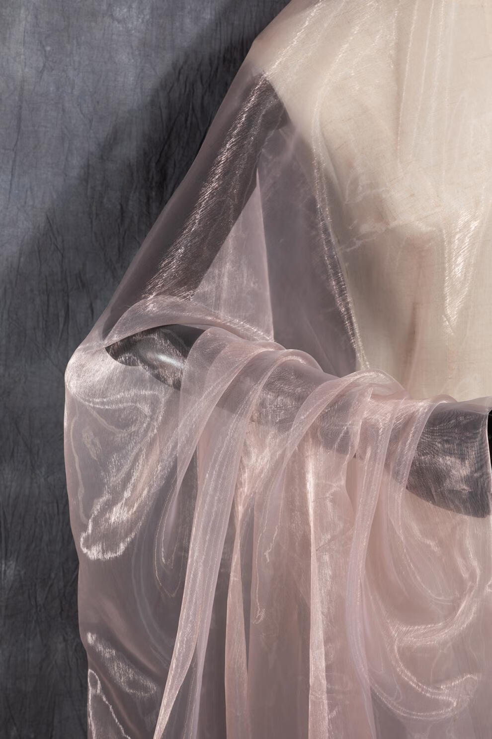 软网纱布料加密布料镭射渐变欧根纱设计师面料 连衣裙子diy服装布料