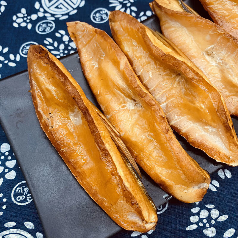 自制烟熏腊鱼块烟熏鱼干咸鱼块鲢鱼肚皮肉干 1500克烟熏腊鱼肚【图片