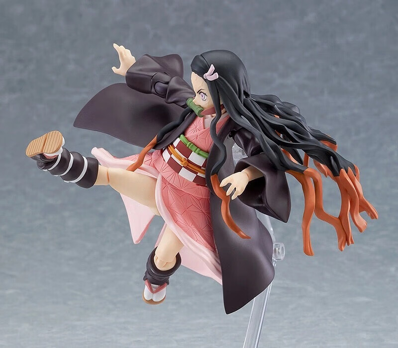 万代(bandai)鬼灭之刃手办灶门炭治郎祢豆子可动公仔模型周边玩具生日
