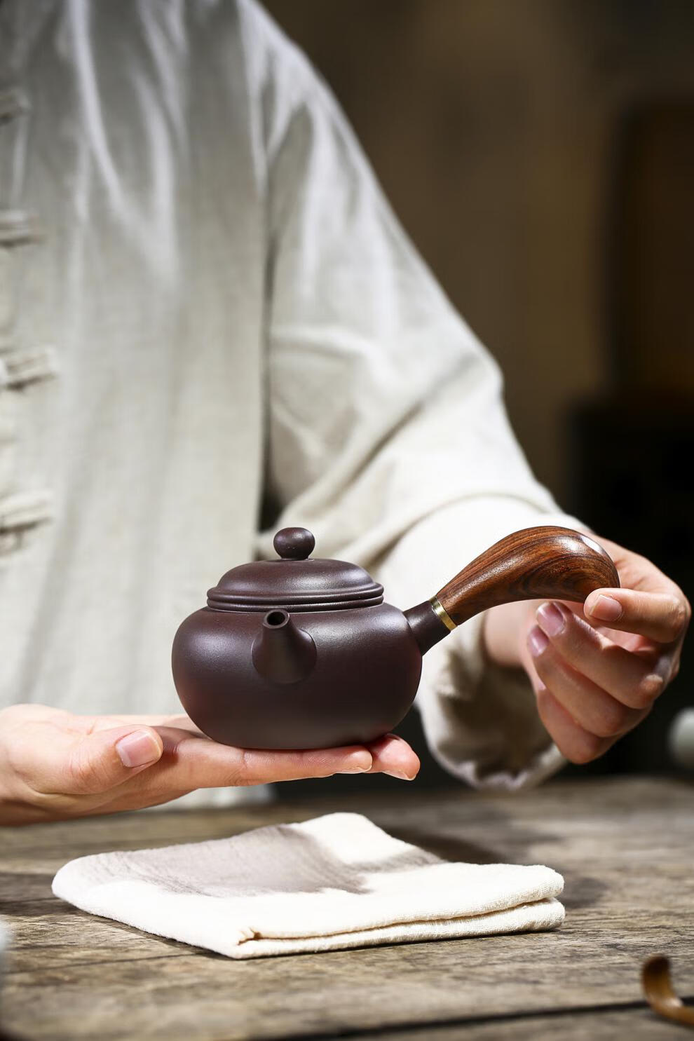 唐羽壶 宜兴品质紫砂壶原矿紫泥唐羽泡茶壶具侧把横把木柄家用 木柄唐