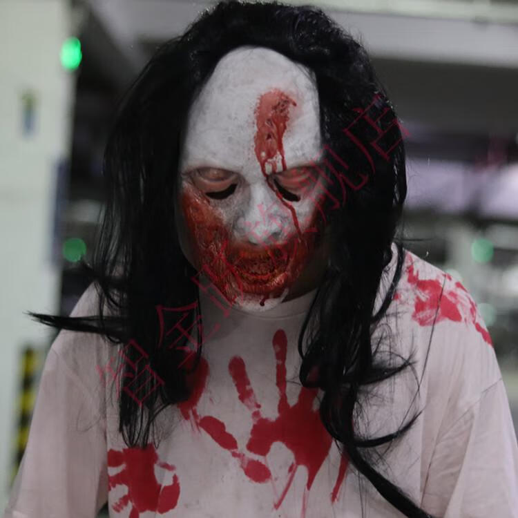 万圣节发光面具万圣节恐怖鬼脸面具眼睛发光吓人血腥恶魔头套密室逃脱