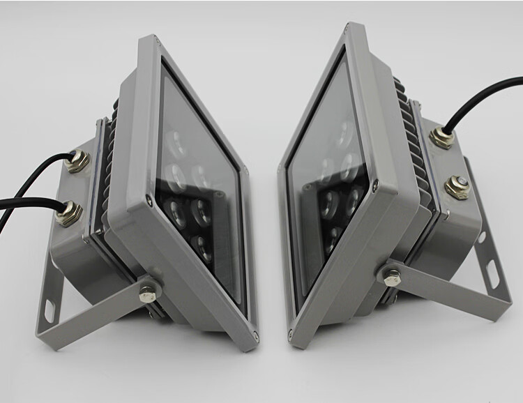 停车场自动感应灯室外车辆监控照明灯220v京览 12灯外置补光灯灰色