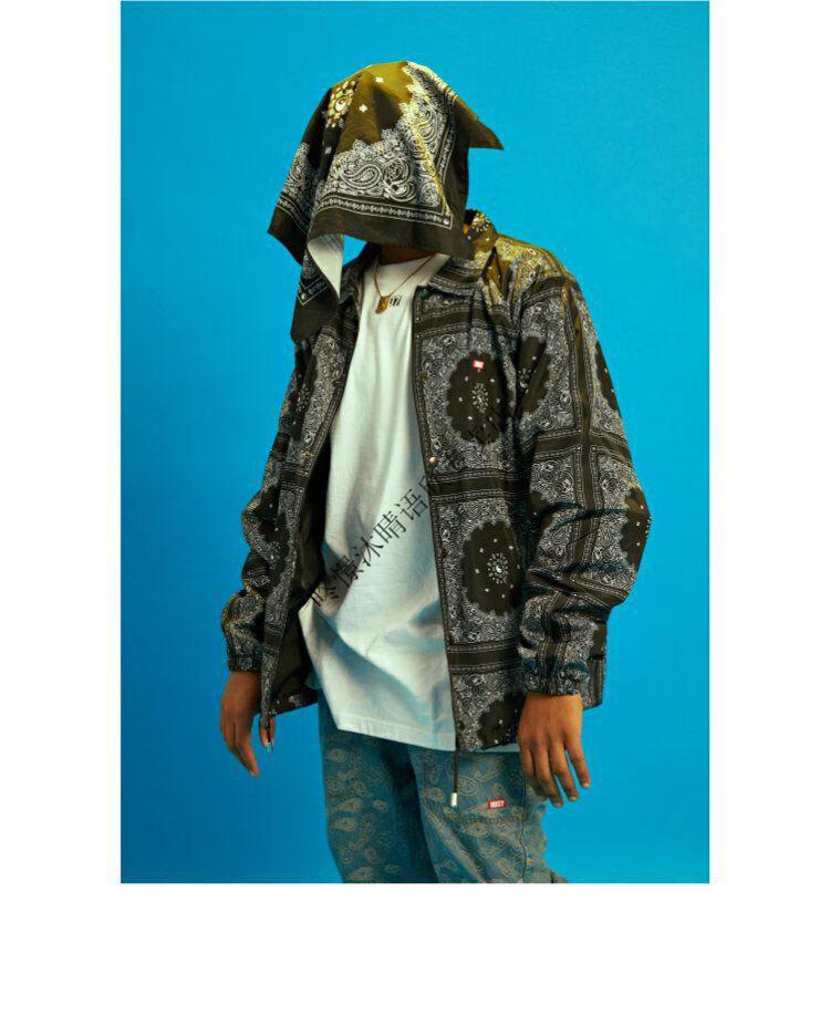 1807黑色红色满版腰果花印花刺绣logo宽松剪裁街头嘻哈夹克男女同款