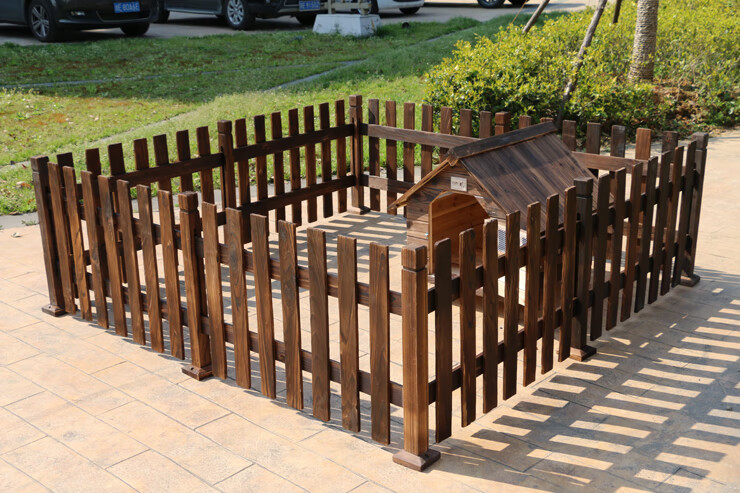 炭化木制狗围栏宠物栅栏隔离栏大型犬中型犬小型犬宠物围栏狗栅栏