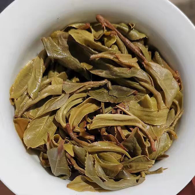 云南麻玉谷茶业云南大叶种晒青毛茶 福利 2牛转乾坤 熟100g一片【图片