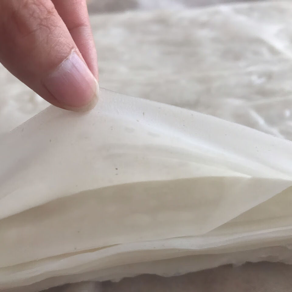 猪肠碌材料,有半斤皮,1斤条粉,也可以根据自己要求下单……为了粉皮的