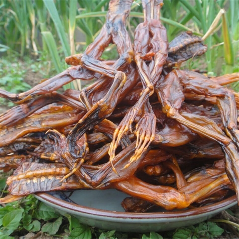 晨臻 湖南特产腊牛蛙散装干牛蛙农家腊味新鲜风干美味腊肉 250克腊
