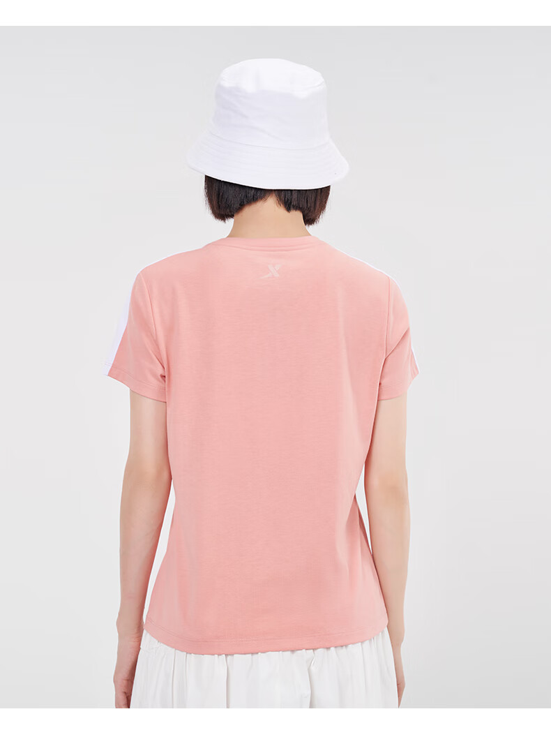 特步短袖女t恤2022夏季女装撞色透气圆领运动t恤女半袖上衣黑s160