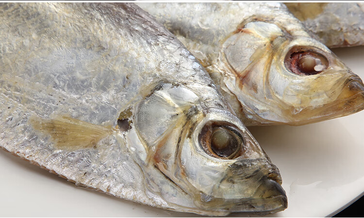 山东日照特产白鳞鱼白鳓鱼咸鱼干咸曹白鱼快鱼天然野生4条600克