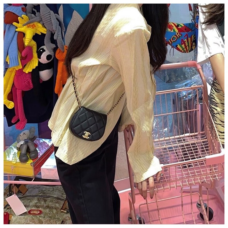 买手代购chanel香奈儿女包21b秋冬新款金色链条贝壳包马鞍包斜挎包单
